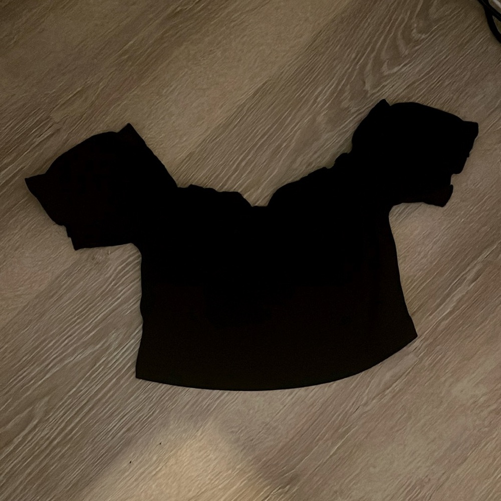Shein Black ruffle crop top